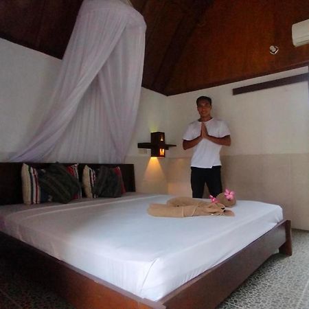 Maxal Bungalow Hotel Гили Еър Екстериор снимка