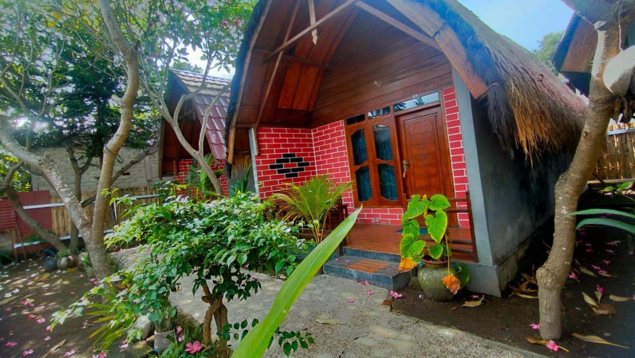 Maxal Bungalow Hotel Гили Еър Екстериор снимка