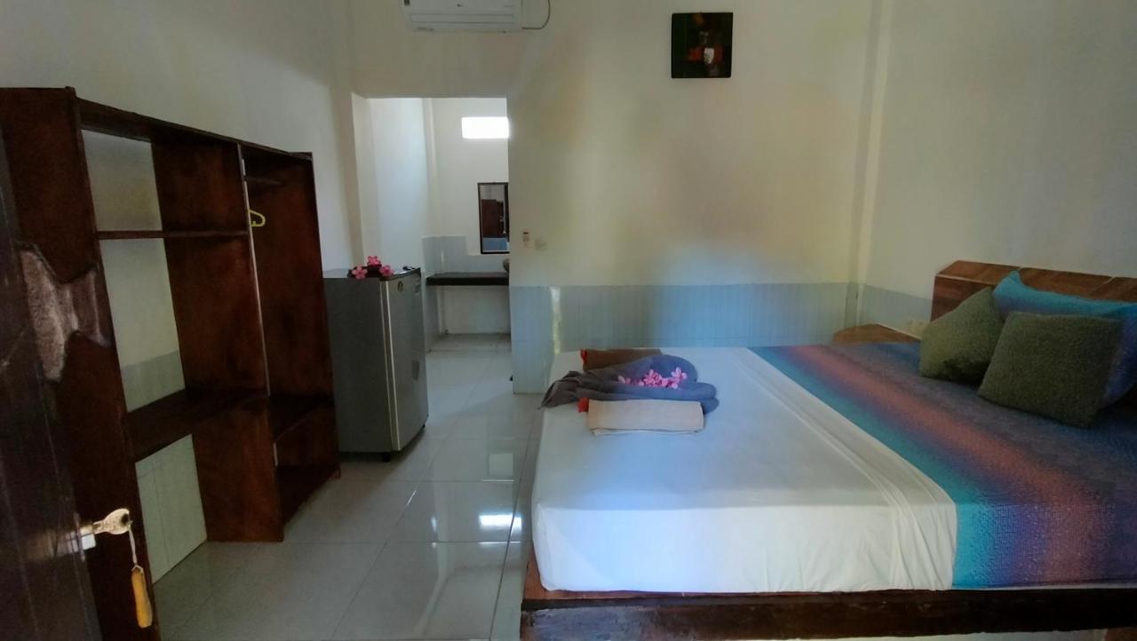 Maxal Bungalow Hotel Гили Еър Екстериор снимка
