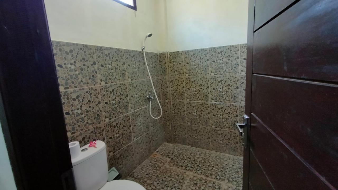 Maxal Bungalow Hotel Гили Еър Екстериор снимка