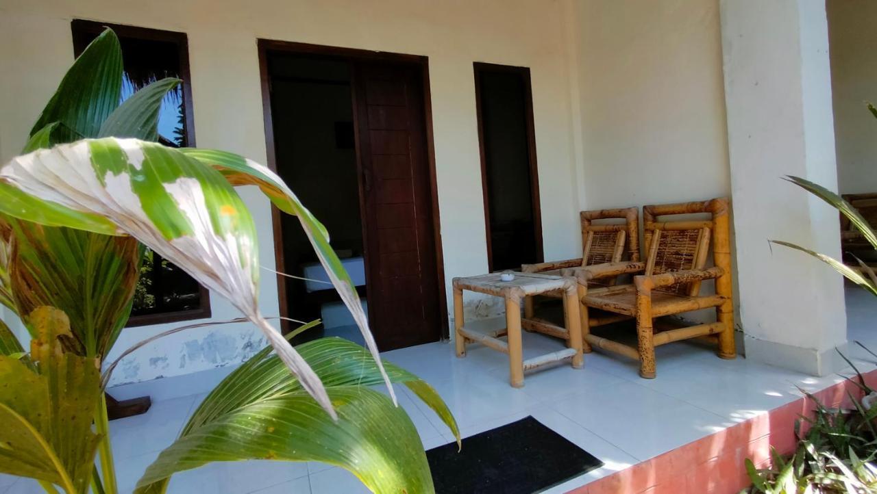 Maxal Bungalow Hotel Гили Еър Екстериор снимка